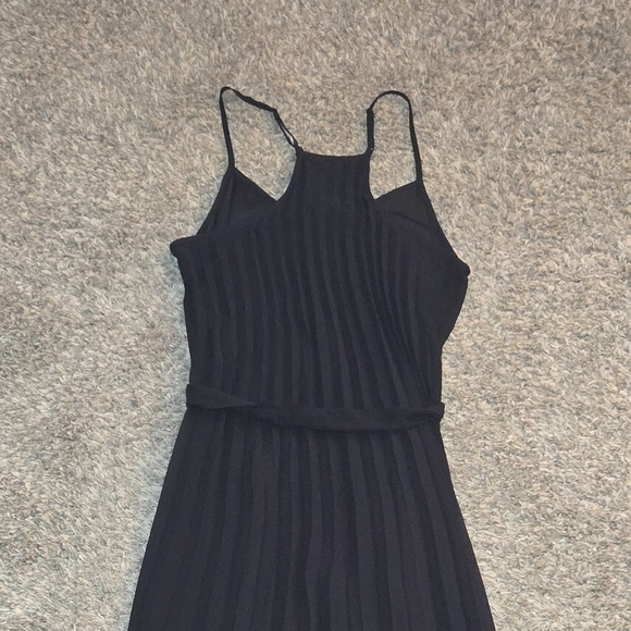 B Darlin Pleated Black Halter Maxi Dress With Tie Belt Size 5/6 - Picture 9 of 9